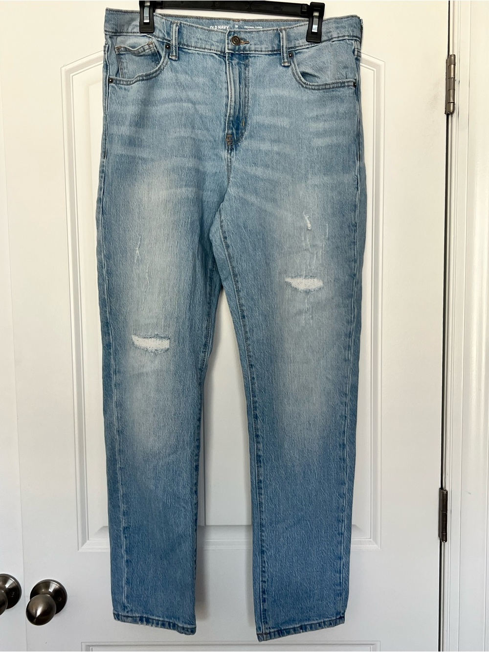 Old Navy Original Taper Light Wash Distressed Built-In Flex Jeans Size 18 Plus